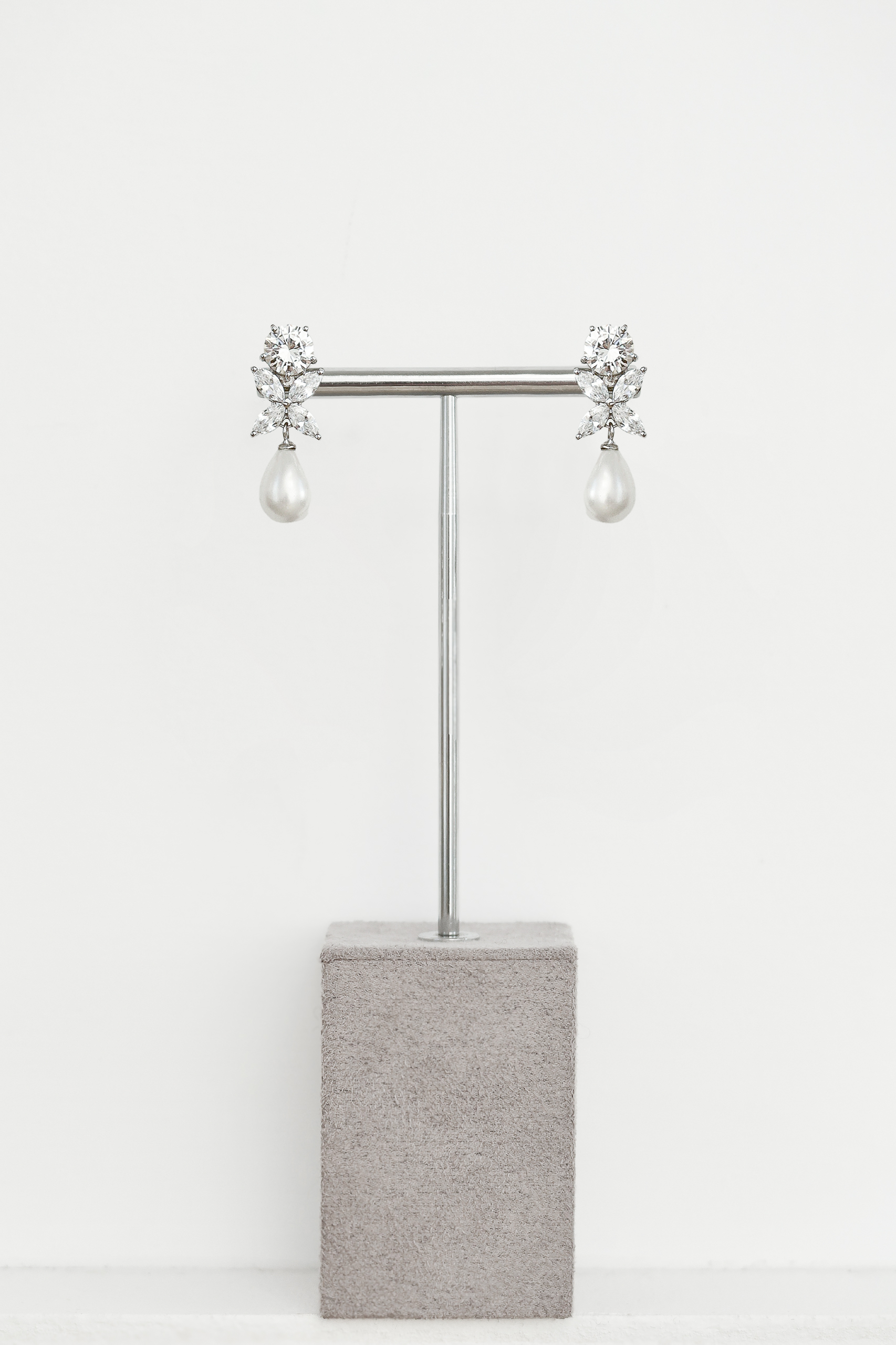 Juni Earrings