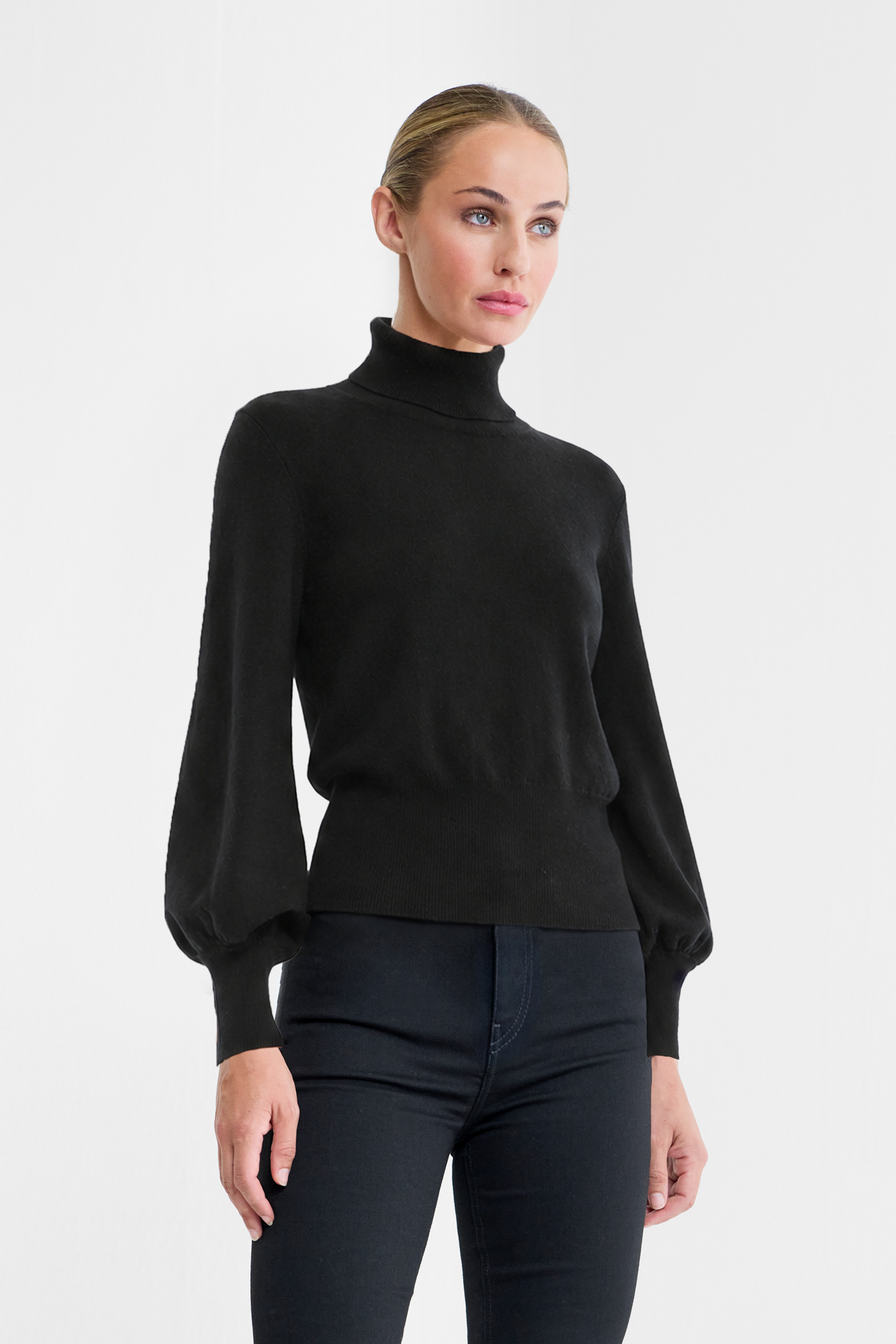 Lila Black Fine Knit Jumper