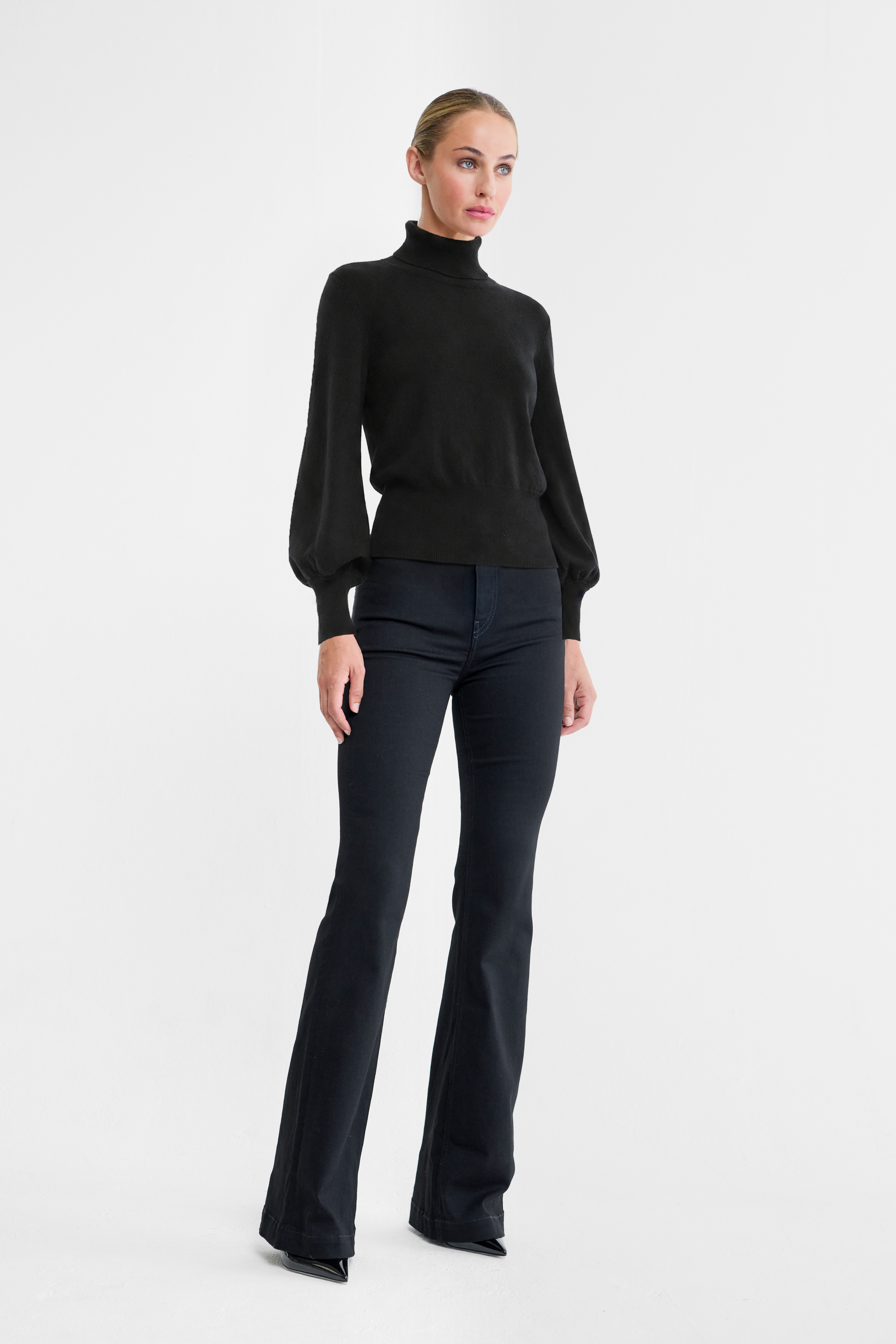 Lila Black Fine Knit Jumper