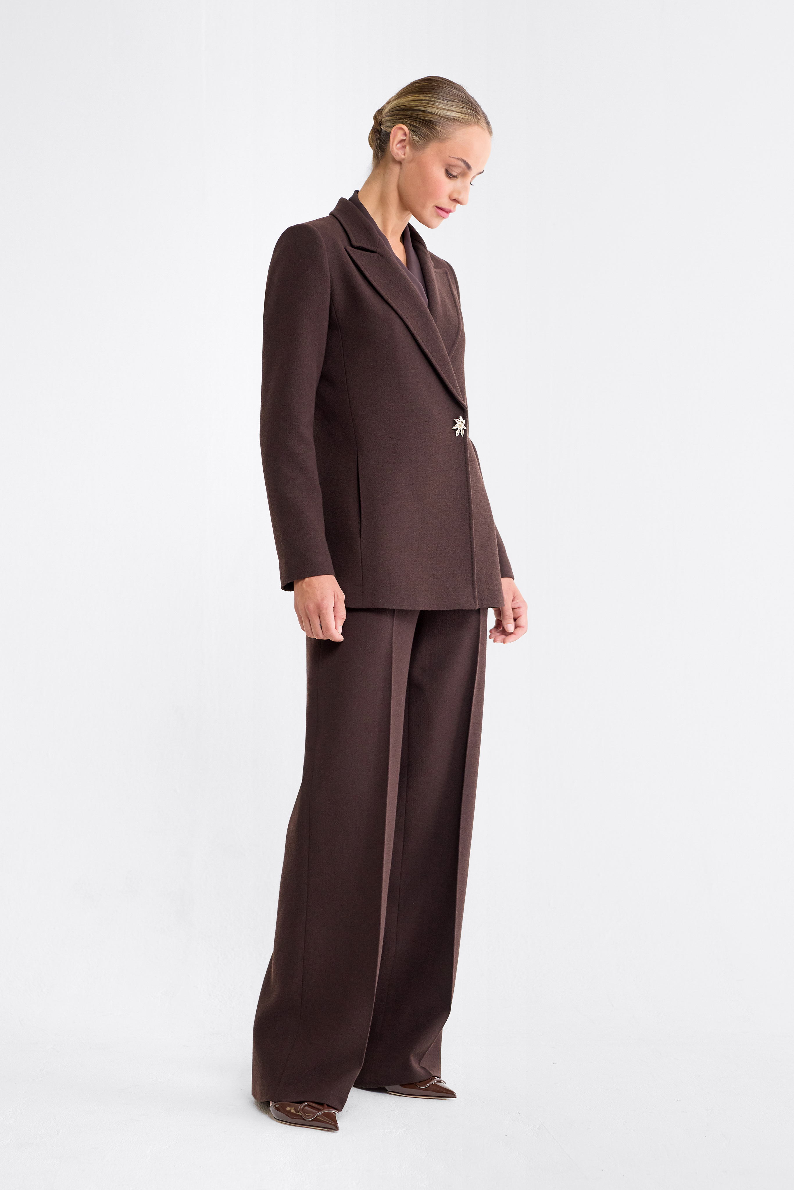 Olivia Single Breasted Wool Blazer in Espresso