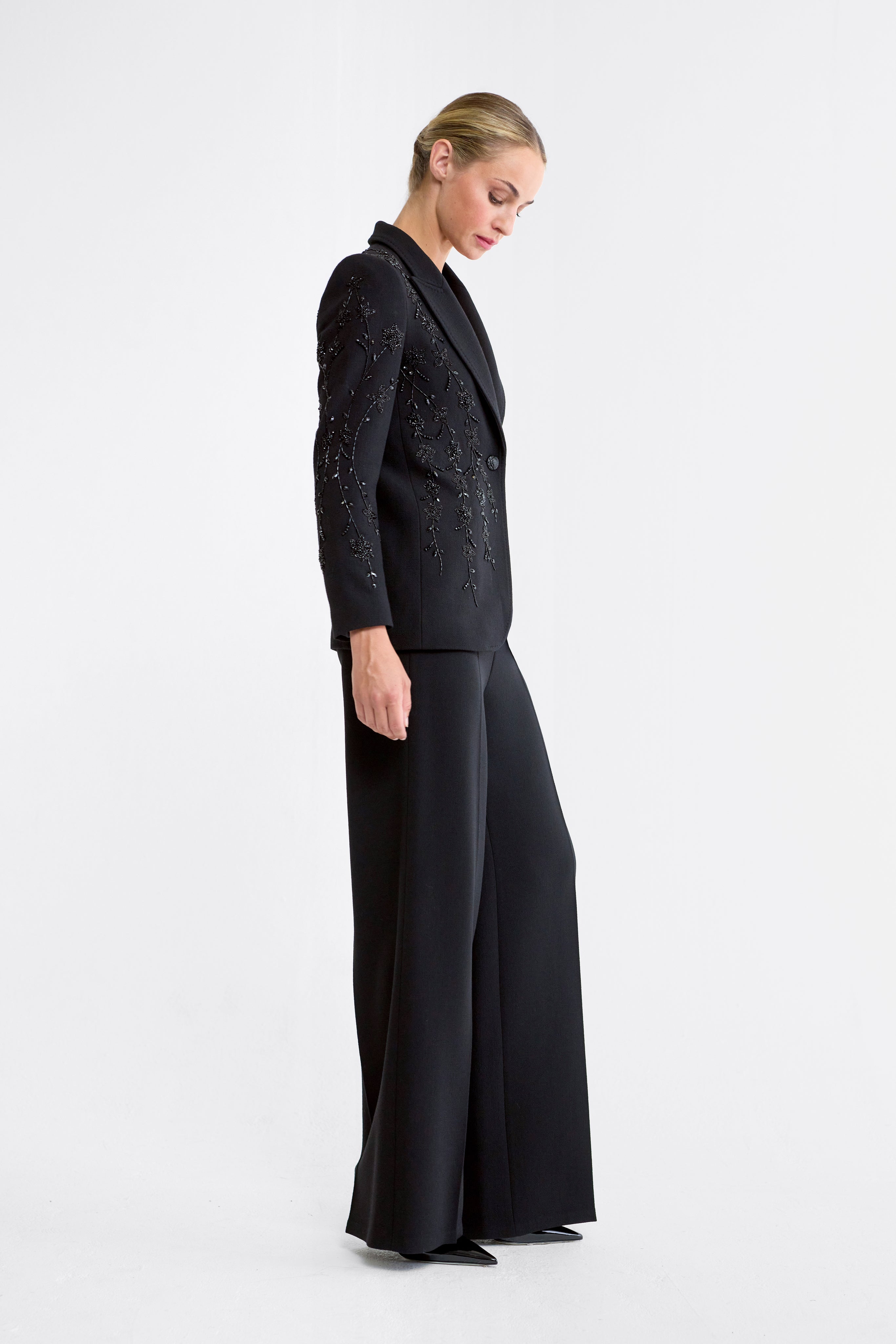 Pippa Embellished Wool Blazer in Black