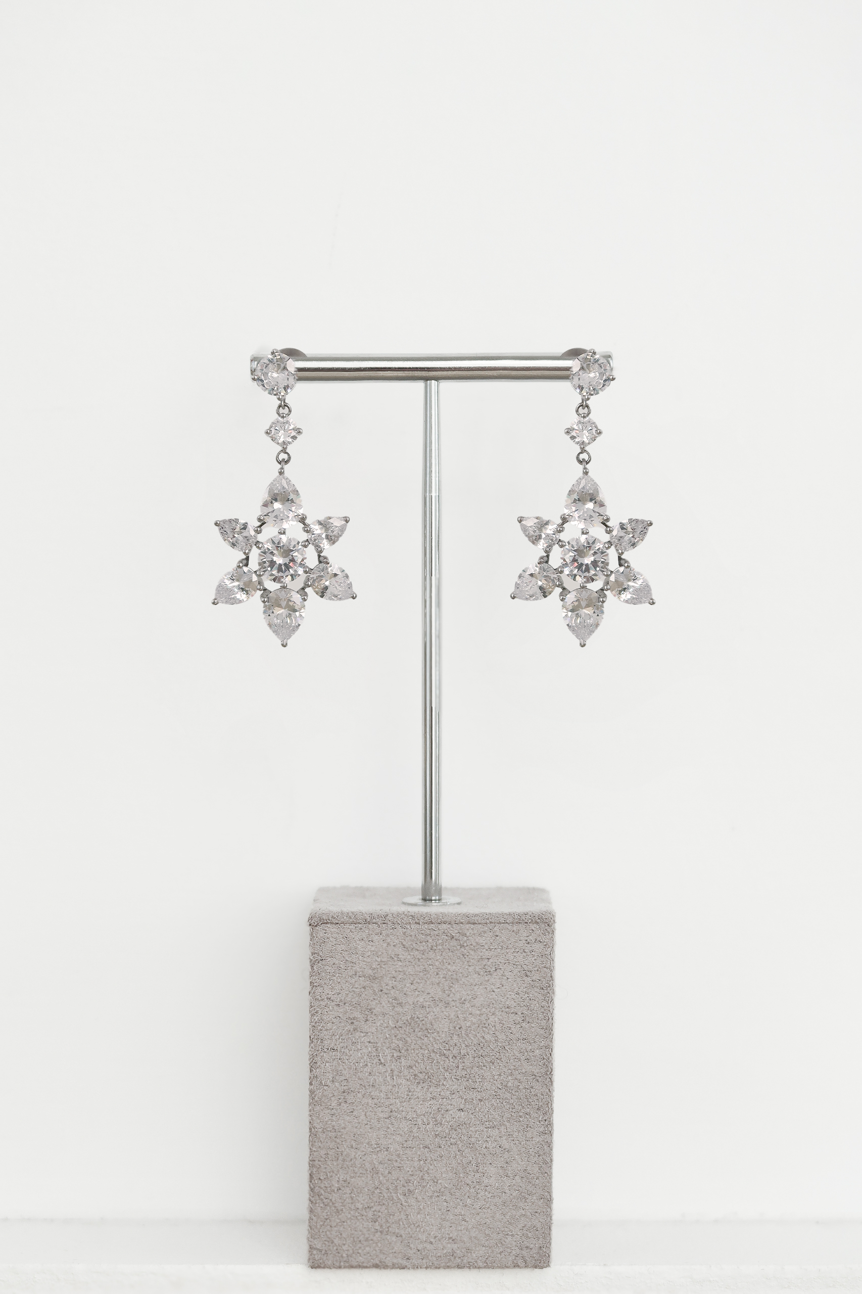 Oline Earrings