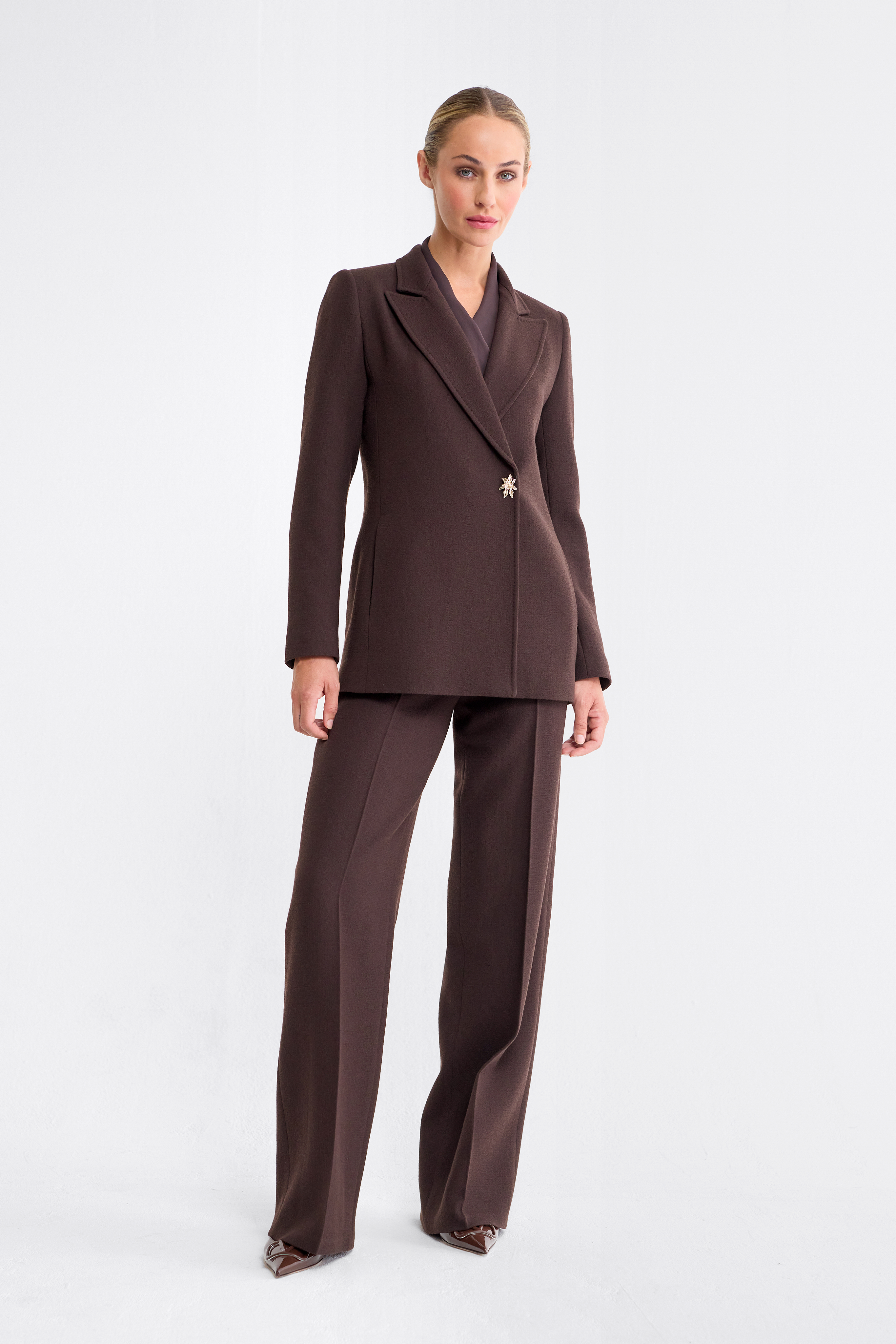 Olivia Single Breasted Wool Blazer in Espresso